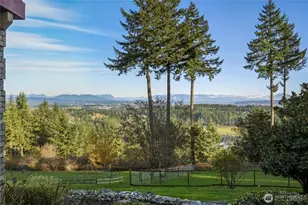 514 Waynes Ridge Cir, Camano Island, WA 98282 - Photo 32