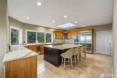 514 Wayne's Ridge Circle, Camano Island, WA 98282 - Photo 10