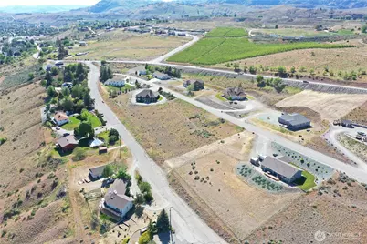 1308 Mansfield Drive, Okanogan, WA 98840 - Photo 2