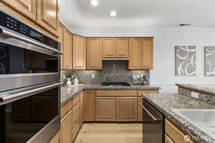 2349 Harbor Ave SW, Seattle, WA 98126 - Photo 8