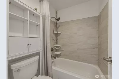 18501 SE Newport Way #H136, Issaquah, WA 98027 - Photo 20
