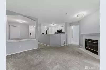 18501 SE Newport Way #H136, Issaquah, WA 98027 - Photo 6
