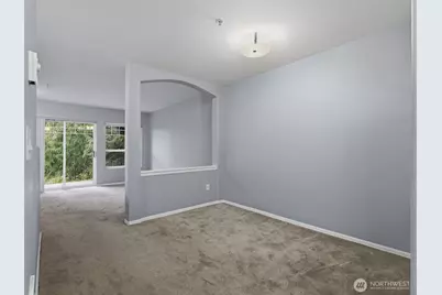 18501 SE Newport Way #H136, Issaquah, WA 98027 - Photo 10
