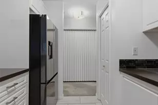 18501 SE Newport Way, Issaquah, WA 98027 - Photo 14