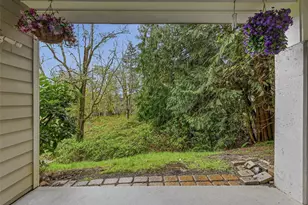 18501 SE Newport Way, Issaquah, WA 98027 - Photo 26