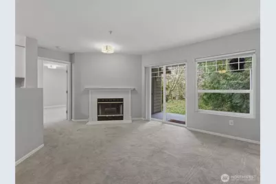 18501 SE Newport Way #H136, Issaquah, WA 98027 - Photo 4