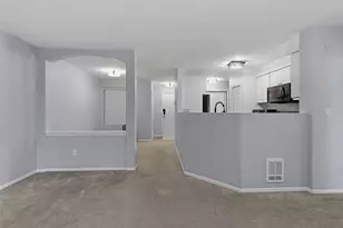 18501 SE Newport Way, Issaquah, WA 98027 - Photo 8