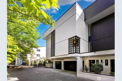 2400 Aurora Avenue N #210, Seattle, WA 98109 - Photo 2