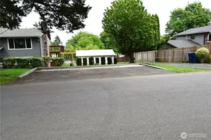 8611 Vistarama Ave, Everett, WA 98208 - Photo 32