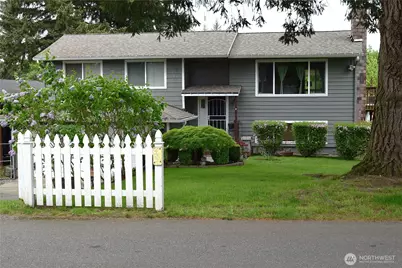 8611 Vistarama Avenue, Everett, WA 98208 - Photo 1
