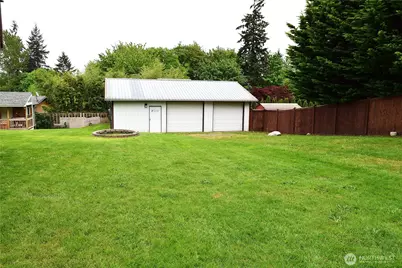 8611 Vistarama Avenue, Everett, WA 98208 - Photo 24