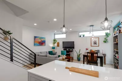 8015 Mary Avenue NW #D, Seattle, WA 98117 - Photo 18