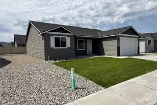 186 Salmon Dr, Wenatchee, WA 98801 - Photo 2