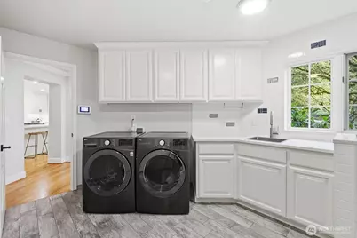 13799 NE 32nd Place, Bellevue, WA 98005 - Photo 20