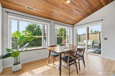 4019 52nd Place SW, Seattle, WA 98116 - Photo 14