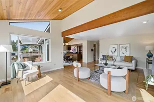 4019 52nd Pl SW, Seattle, WA 98116 - Photo 2