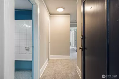 321 Boylston Avenue E #202, Seattle, WA 98102 - Photo 26