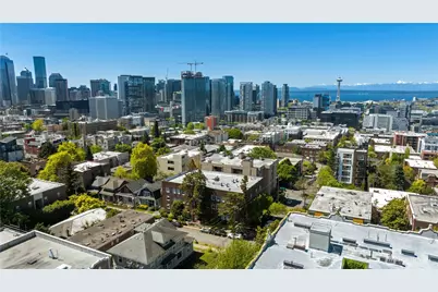 321 Boylston Avenue E #202, Seattle, WA 98102 - Photo 2
