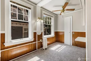 321 Boylston Ave E, Seattle, WA 98102 - Photo 12