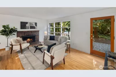 12746 10th Avenue NE, Seattle, WA 98125 - Photo 6
