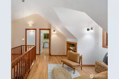 12746 10th Avenue NE, Seattle, WA 98125 - Photo 26