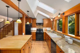 12746 10th Ave NE, Seattle, WA 98125 - Photo 10
