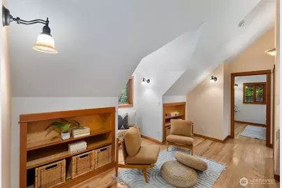 12746 10th Avenue NE, Seattle, WA 98125 - Photo 24