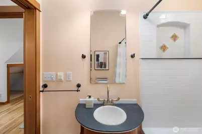 12746 10th Avenue NE, Seattle, WA 98125 - Photo 28