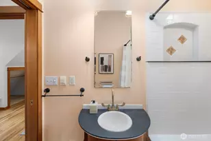 12746 10th Ave NE, Seattle, WA 98125 - Photo 28