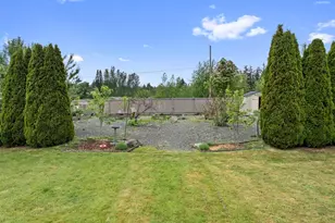 937 Secord Ct, Camano Island, WA 98282 - Photo 30
