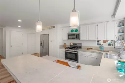 21204 8th Place W, Lynnwood, WA 98036 - Photo 10