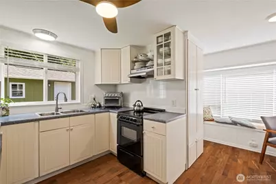 9500 315th Avenue SE #15, Issaquah, WA 98027 - Photo 10
