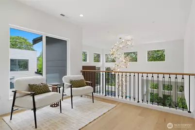 10411 NE 17th Street, Bellevue, WA 98004 - Photo 24