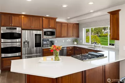 20724 NE 142nd Street, Woodinville, WA 98077 - Photo 16