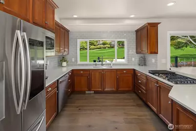 20724 NE 142nd Street, Woodinville, WA 98077 - Photo 14