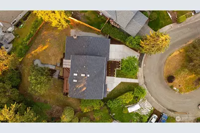 13400 SE 56th Place, Bellevue, WA 98006 - Photo 32
