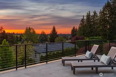 1032 89th Avenue NE, Bellevue, WA 98004 - Photo 32