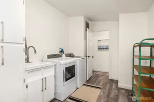 6009 NE Gunderson Rd, Poulsbo, WA 98370 - Photo 28