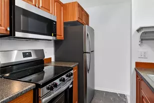 19230 Forest Park Dr NE, Lake Forest Park, WA 98155 - Photo 16
