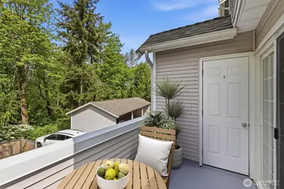 601 12th Avenue NW #D4, Issaquah, WA 98027 - Photo 8