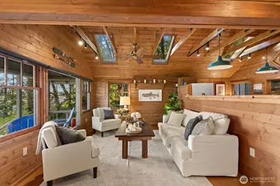 2726 Sea Garden Lane, Camano Island, WA 98282 - Photo 10