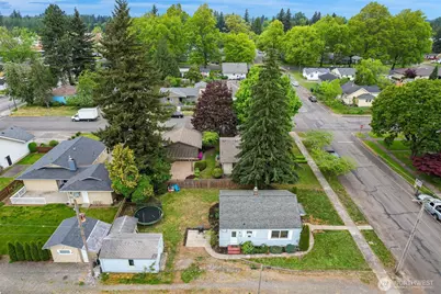 204 S 16th Street, Lynden, WA 98264 - Photo 6