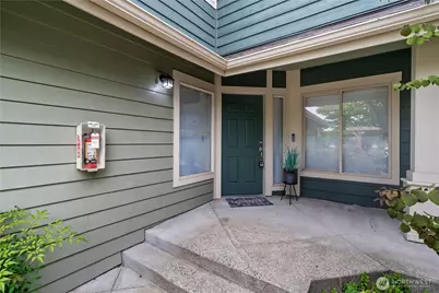16150 NE 93rd Way #802, Redmond, WA 98052 - Photo 4