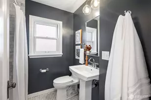 5232 38th Ave NE, Seattle, WA 98105 - Photo 20