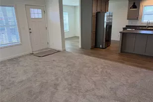 402 Maple Ave, Sunnyside, WA 98944 - Photo 6