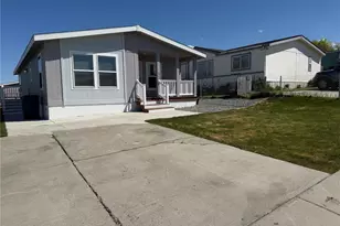 402 Maple Ave, Sunnyside, WA 98944 - Photo 18