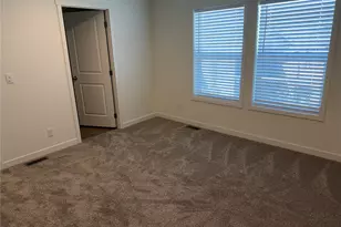 402 Maple Ave, Sunnyside, WA 98944 - Photo 12