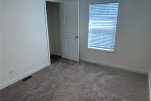 402 Maple Ave, Sunnyside, WA 98944 - Photo 16
