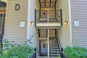 215 9th St, Kirkland, WA 98033 - Photo 2