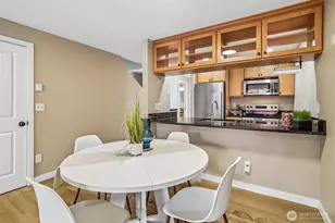 10162 NE 137th Pl, Kirkland, WA 98034 - Photo 8
